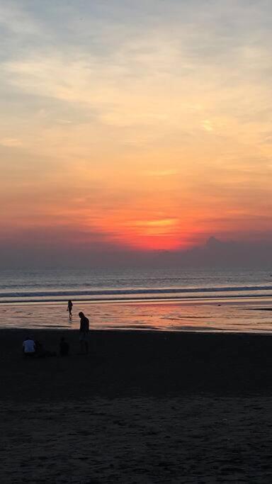 Villa Jalun Seminyak Esterno foto
