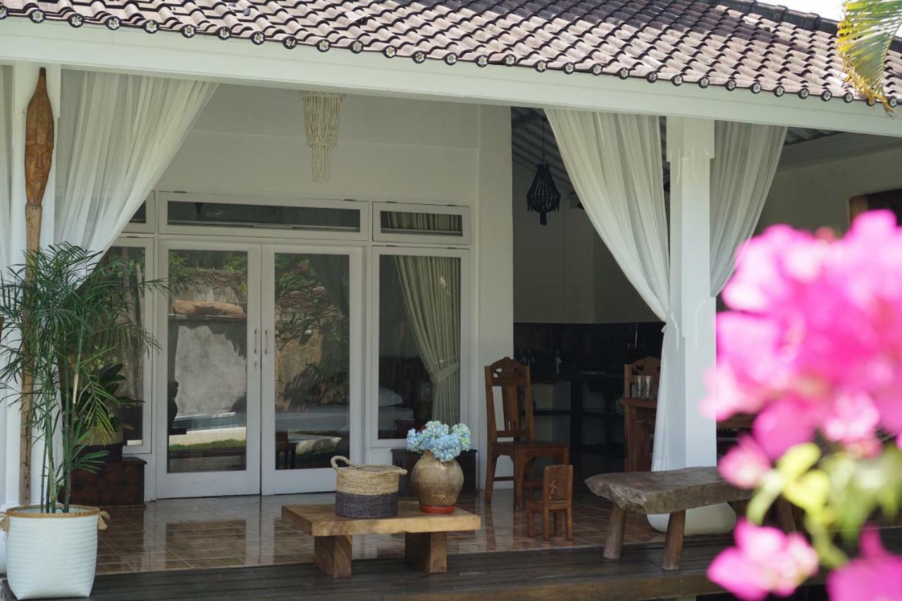 Villa Jalun Seminyak Esterno foto