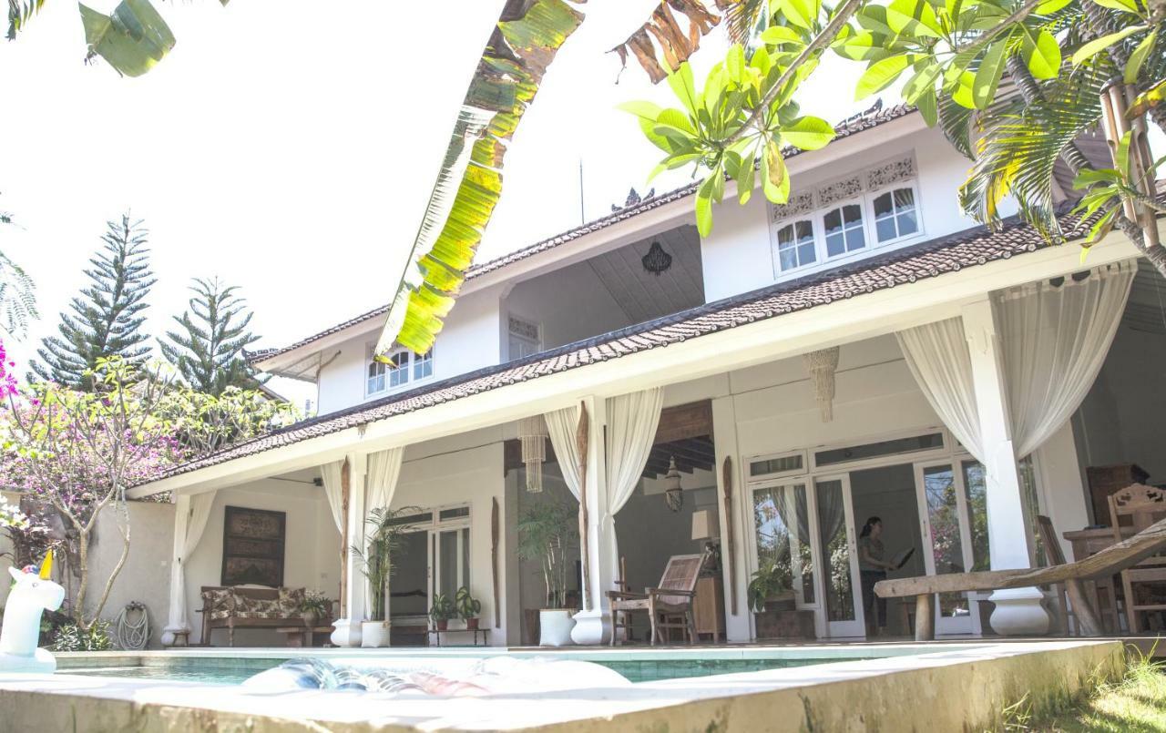 Villa Jalun Seminyak Esterno foto